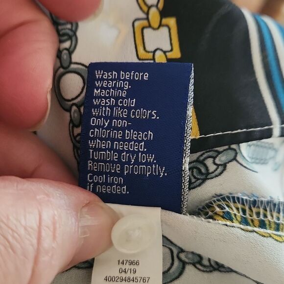 Apt 9 women's large lightweight sleeveless blouse white with chain patte… - Picture 6 of 6